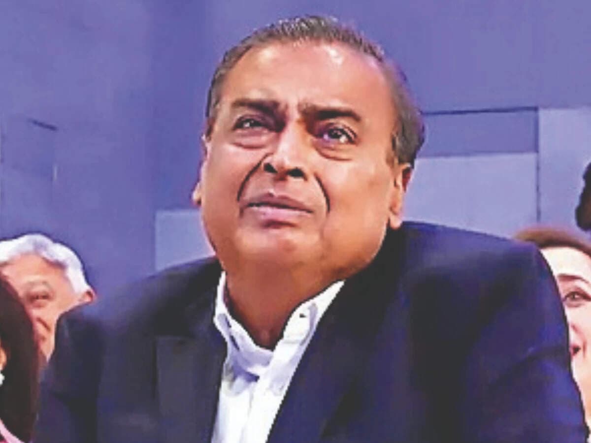Jio Platforms lists on NSE as 3,138th company, making Ambani family proud with a 21.36% surge